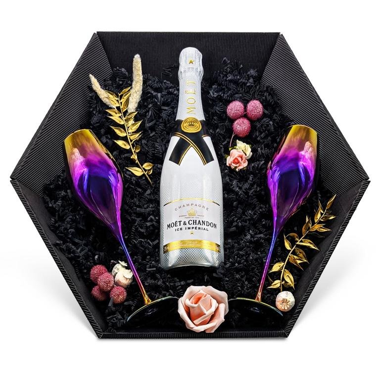 Geschenkset Champagner Moët & Chandon Ice Impérial Champagne 12% 0,75 l inkl. Champagnergläser Liwaldo Metallic - Liwaldo