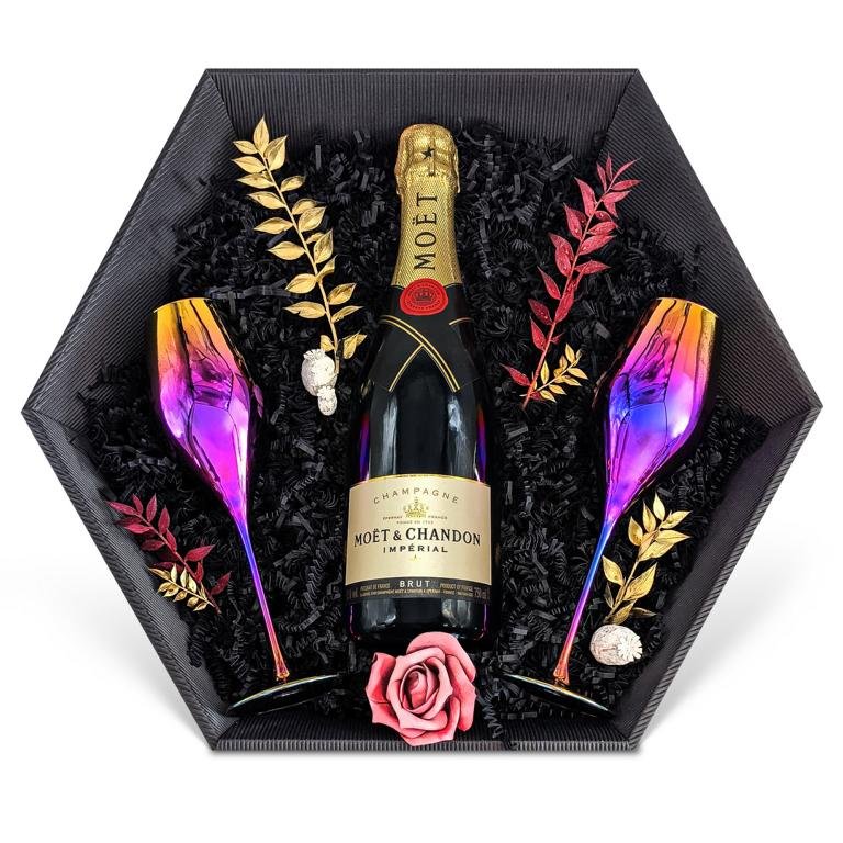 Geschenkset Champagner Moët & Chandon Impérial Brut Champagner 12% 0,75 l inkl. Moët-Gläser LIMITIERT - Liwaldo