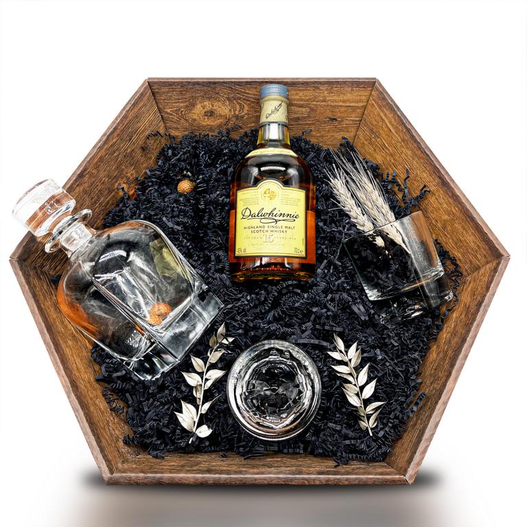 Geschenkset Whisky Dalwhinnie Highland Single Malt Scotch Whisky 15 Jahre 43% 0,7 l inkl. Dekanter & Gläser - Liwaldo