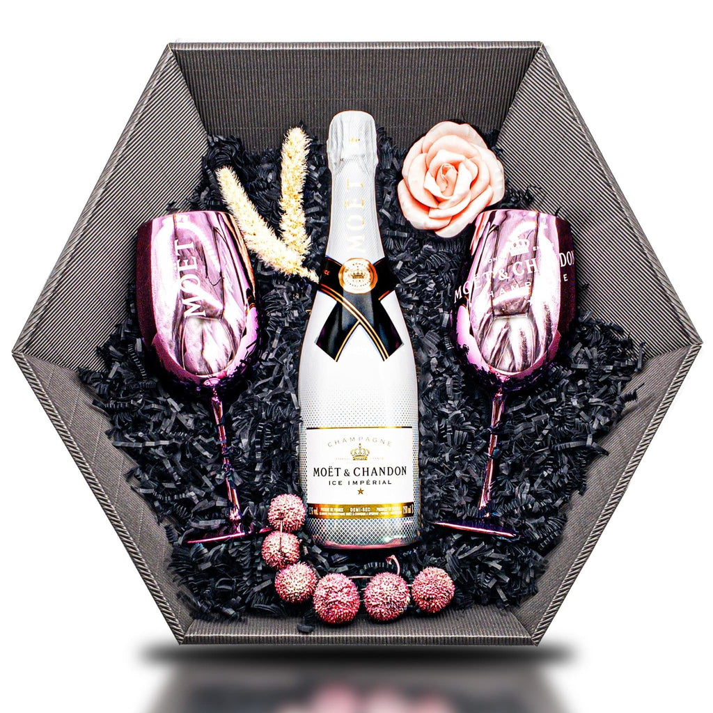 Pink Pink Baby (Moët & Chandon Ice Impérial 12% 0,75 l) Geschenkkorb Champagner & Moët-Gläser LIMITIERT - Liwaldo